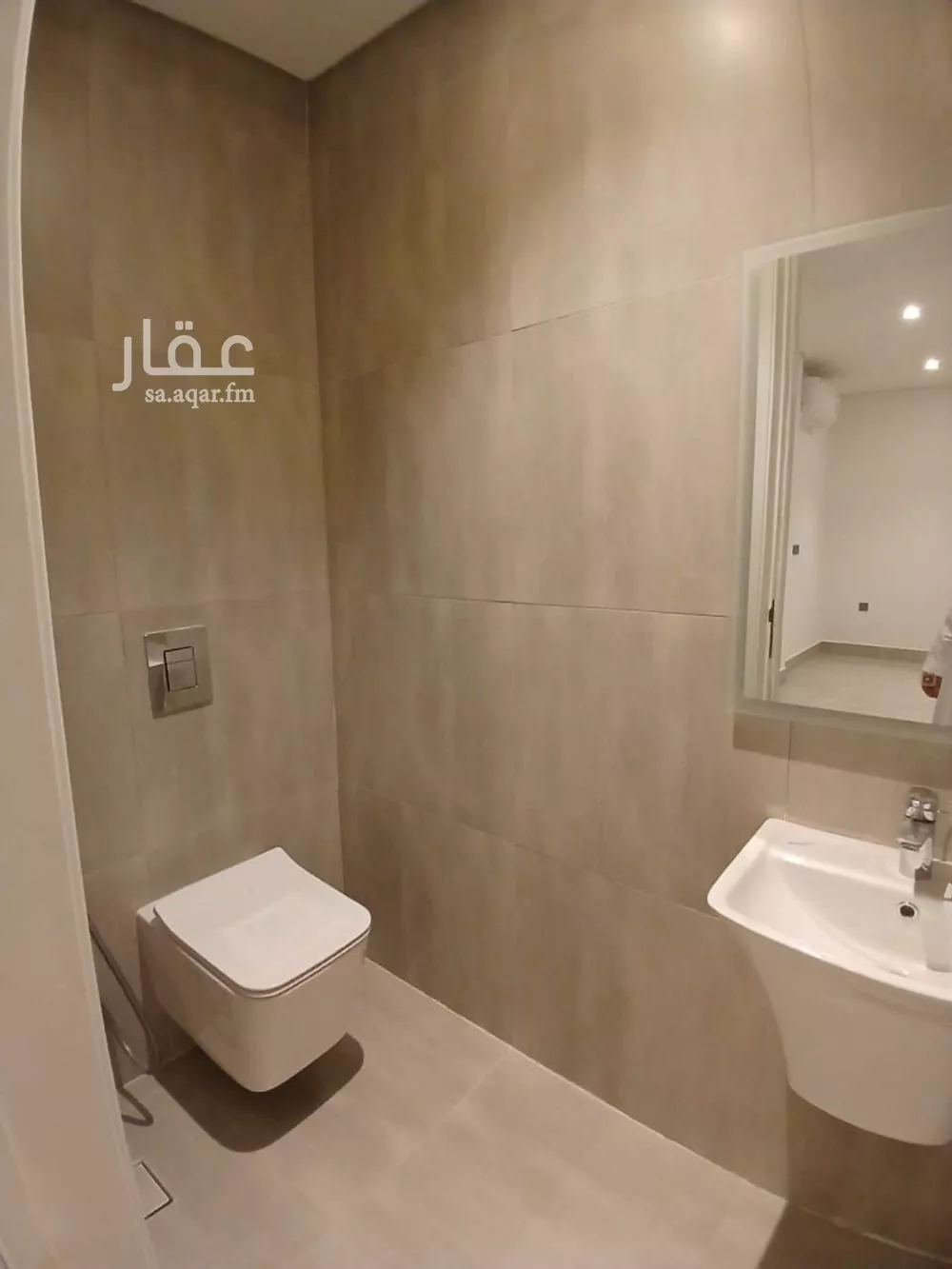 2 bedroom apartment in Al Bahr, Eastern Province 6