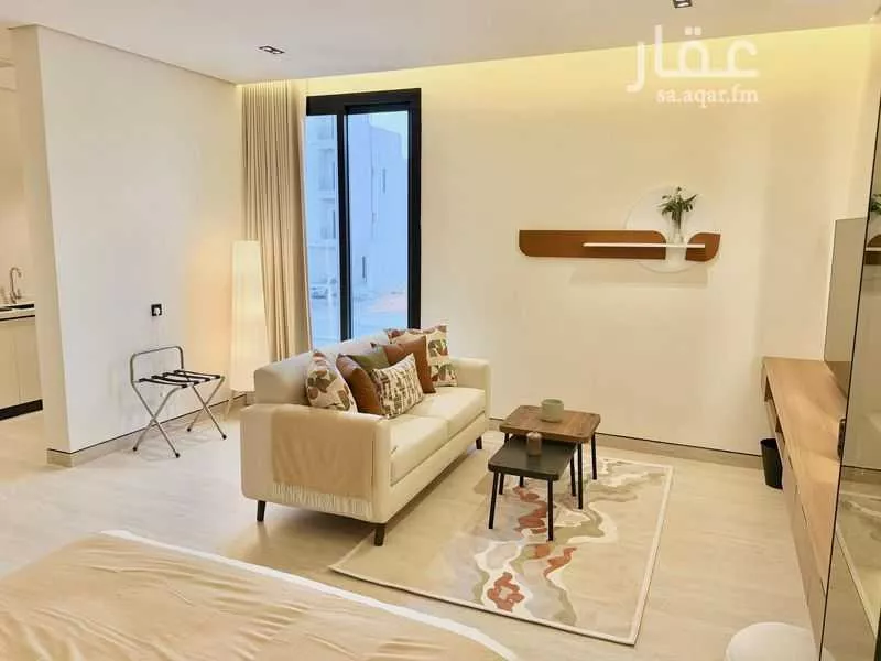 عمارة 600 م² في العارض 7