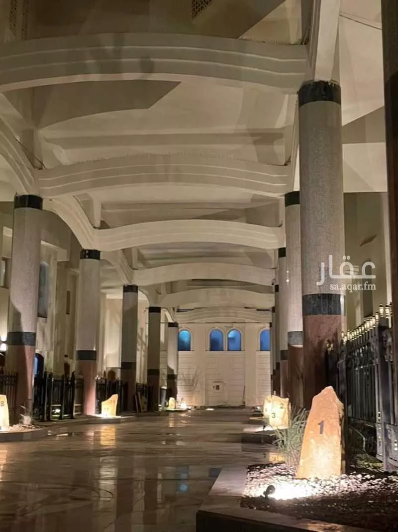 عمارة 5000 م² في الرائد 19