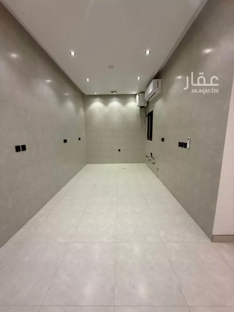 900 sqm building in Al Narjis 4