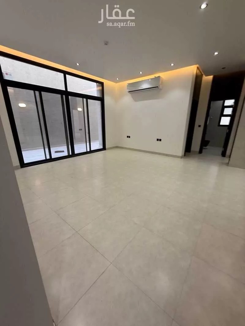 900 sqm building in Al Narjis 5