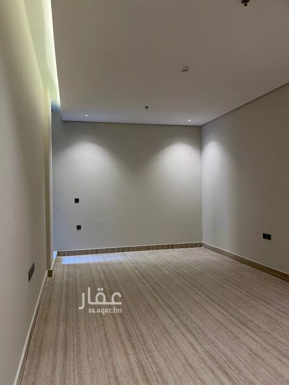 شقة 4 غرف في السيف، الخبر 3