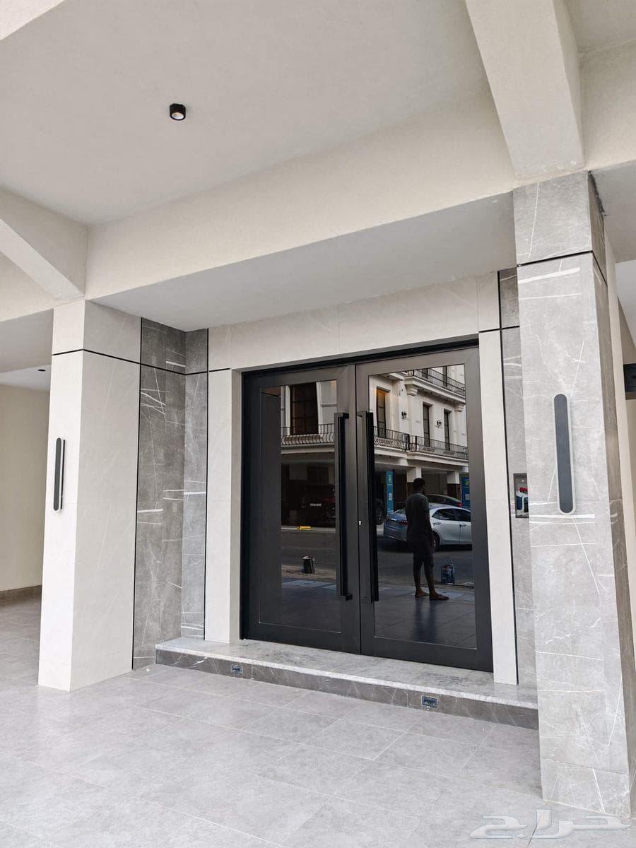 شقة 4 غرف في العزيزية 14