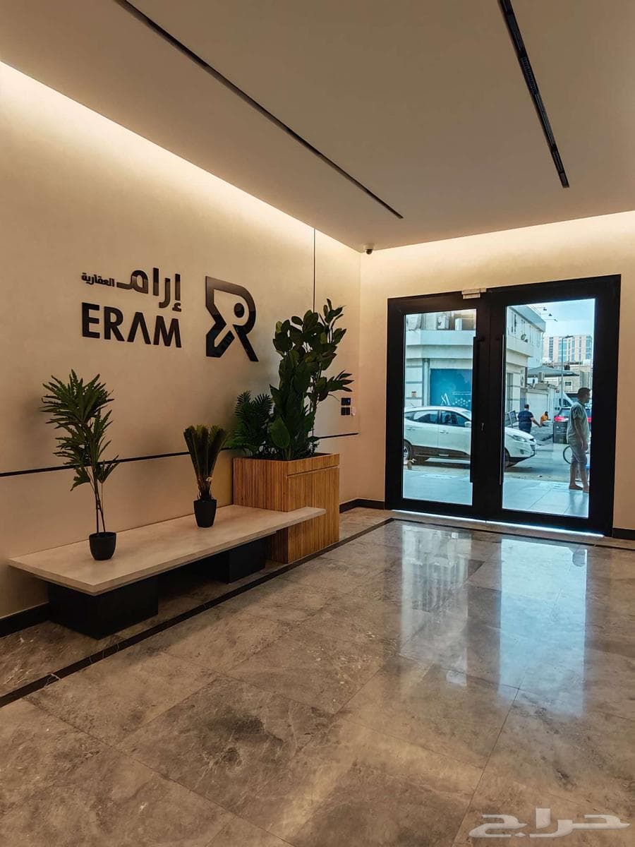 شقة 4 غرف في العزيزية 16