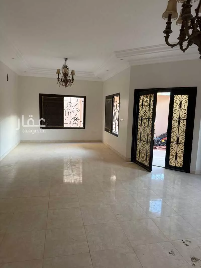 فيلا 5 غرف في اشبيلية 1