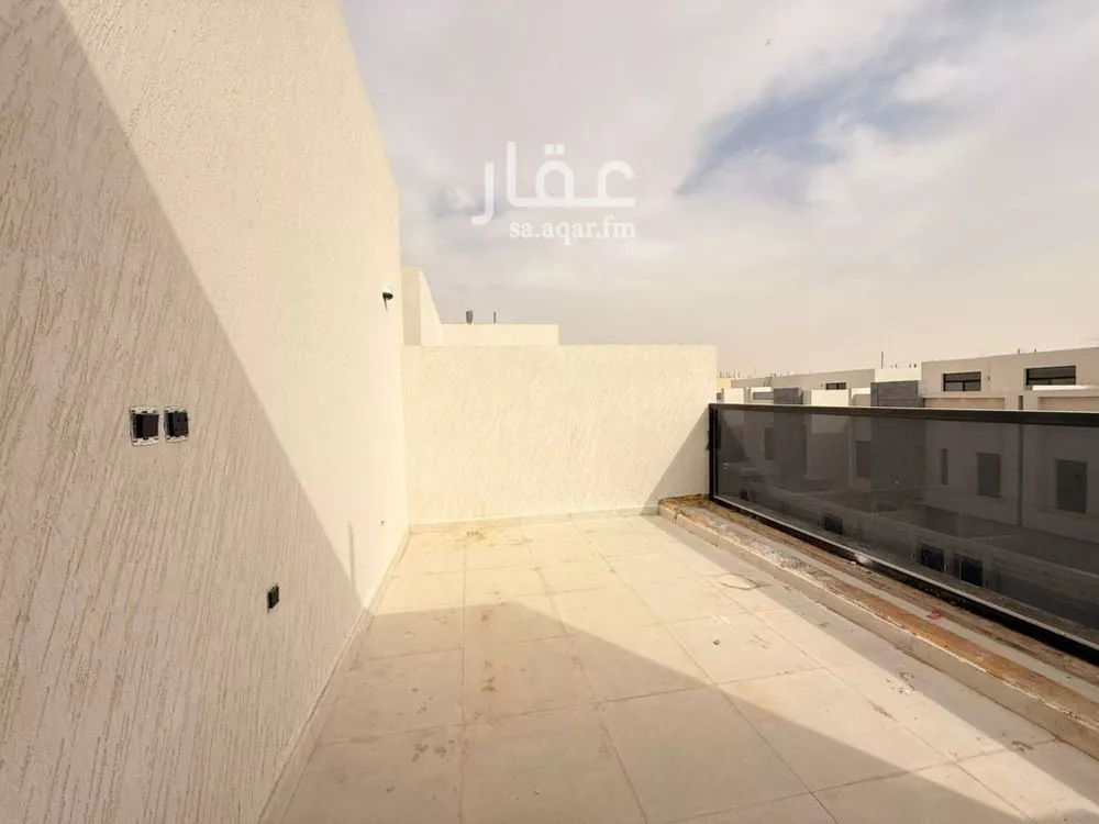 شقة 3 غرف في الشرق 9