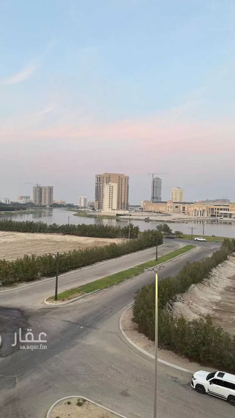 شقة 5 غرف في الحمرا 1