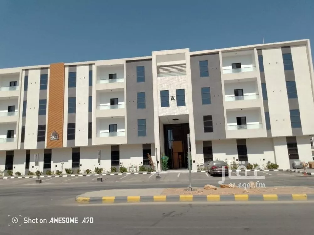 3 bedroom apartment in Al Uraija Al Gharbiyah 1