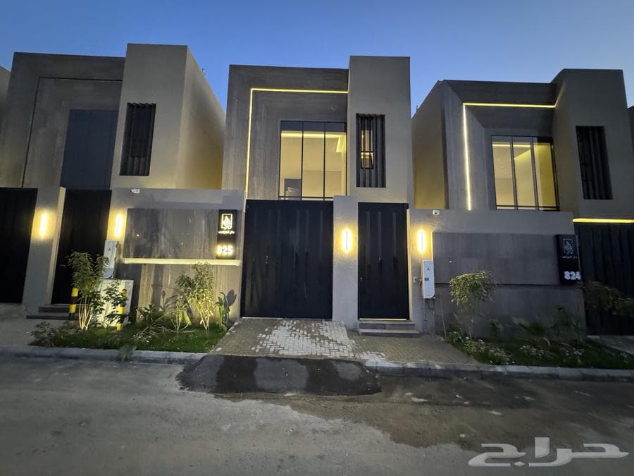 9 bedroom villa in Al Ukayshiyyah 1
