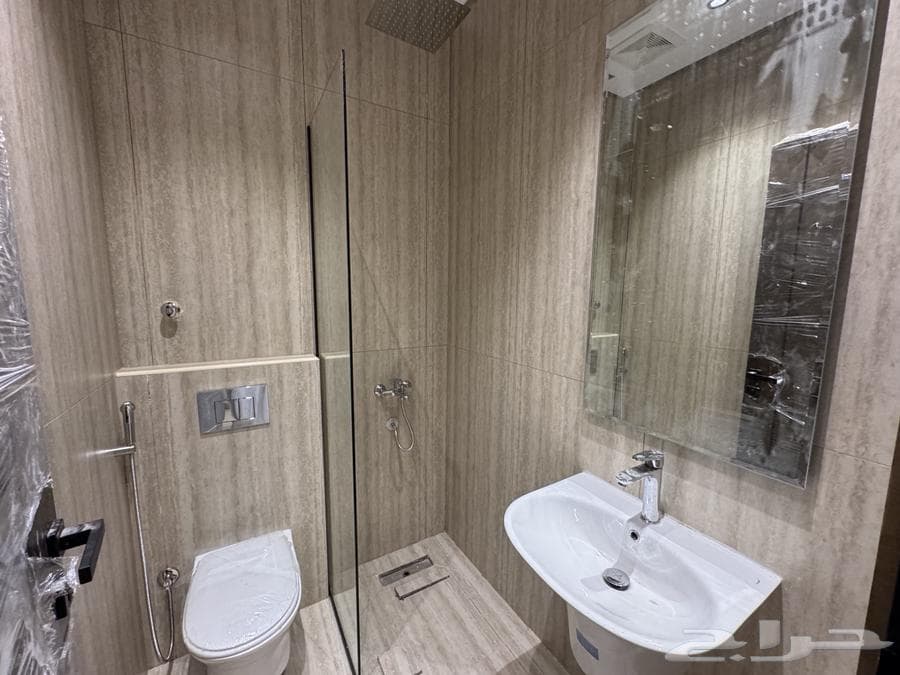 9 bedroom villa in Al Ukayshiyyah 11