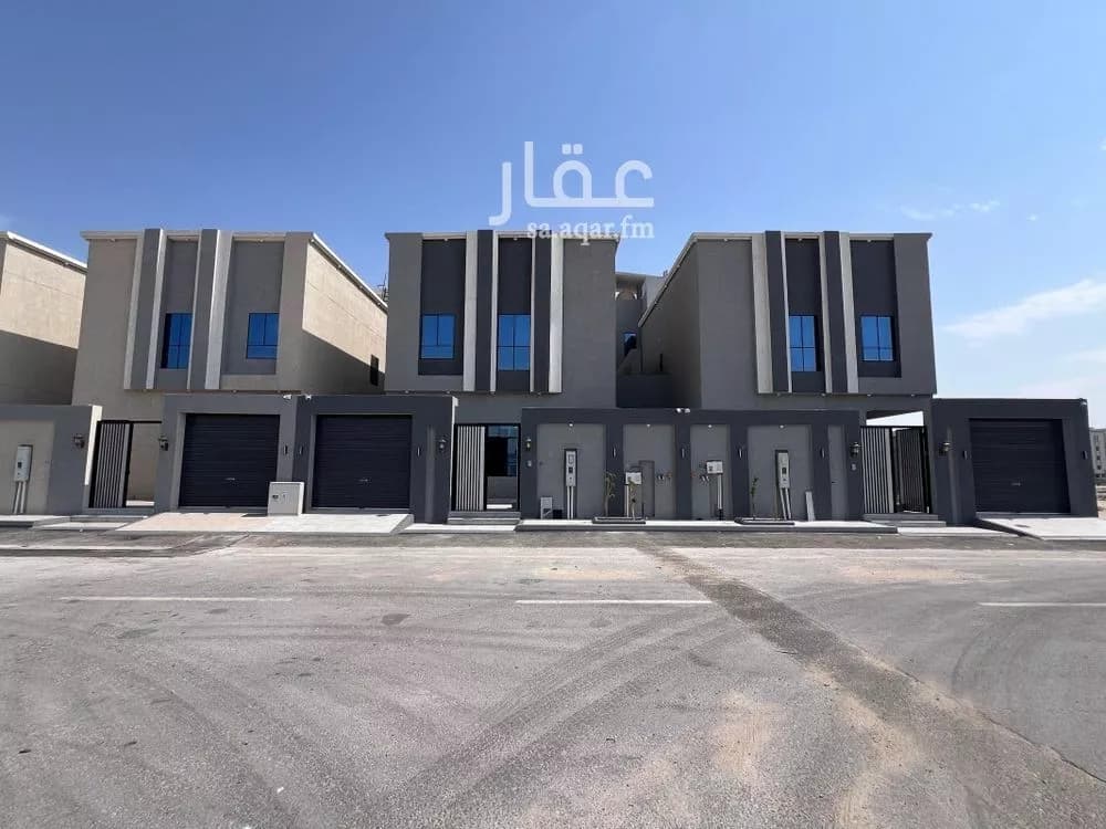 فيلا 9 غرف في الشعلة 3