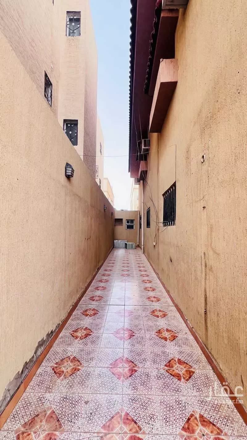 5 bedroom floor in Al Khaleej 3