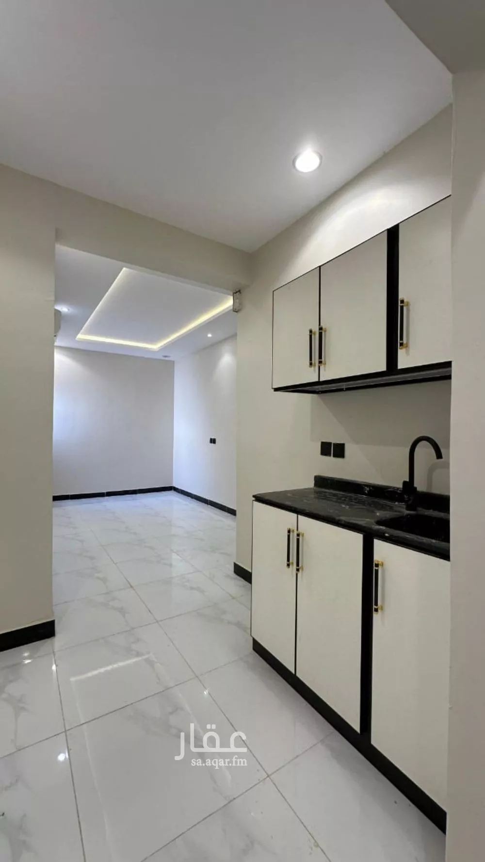 شقة 1 غرف في الخليج 6