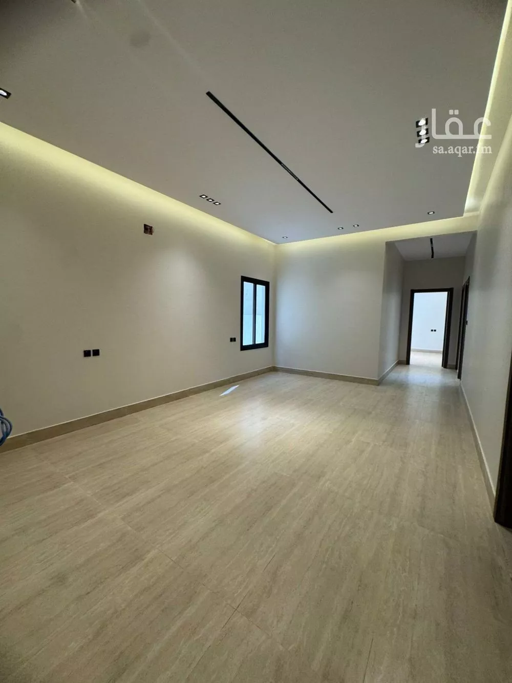 4 bedroom floor in Al Janadriyah 12