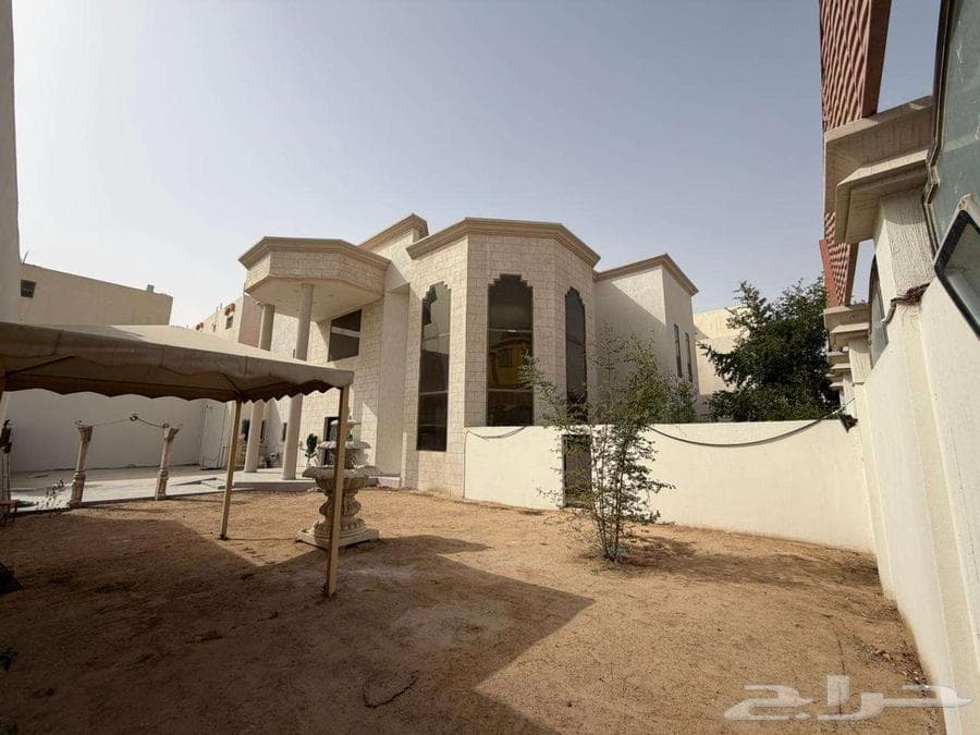 فيلا 7 غرف في السلمانية الرابع 1