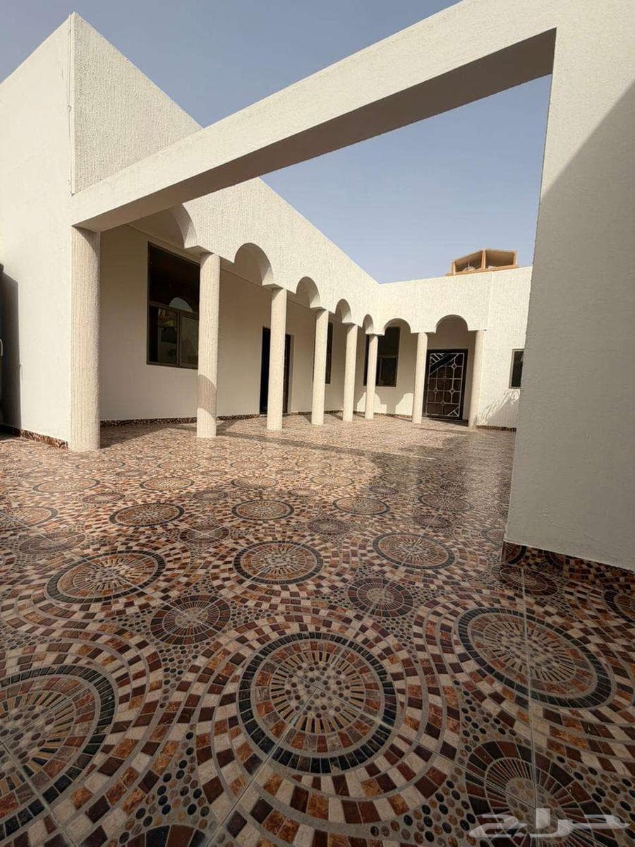 فيلا 7 غرف في السلمانية الرابع 3