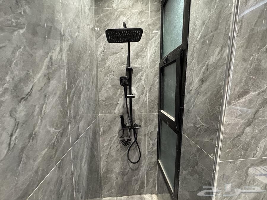 9 bedroom villa in Al Ukayshiyyah 9