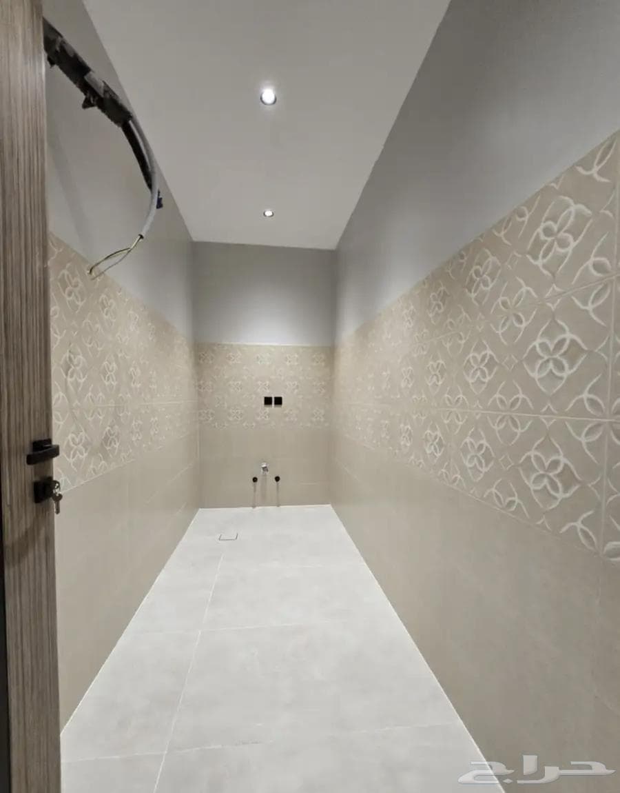 9 bedroom villa in Wali Al Ahd 11