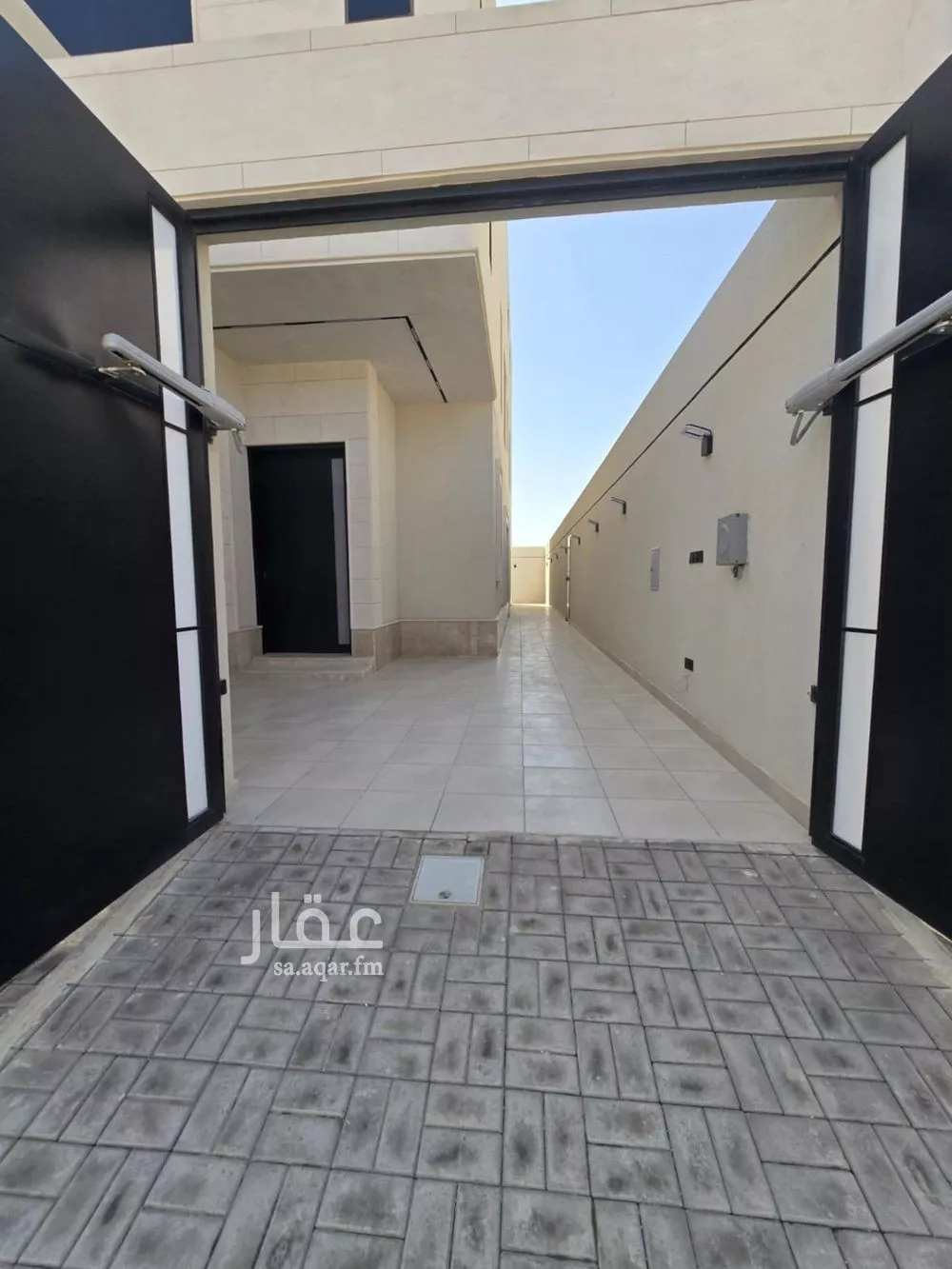 شقة 7 غرف في المعيزلة 3