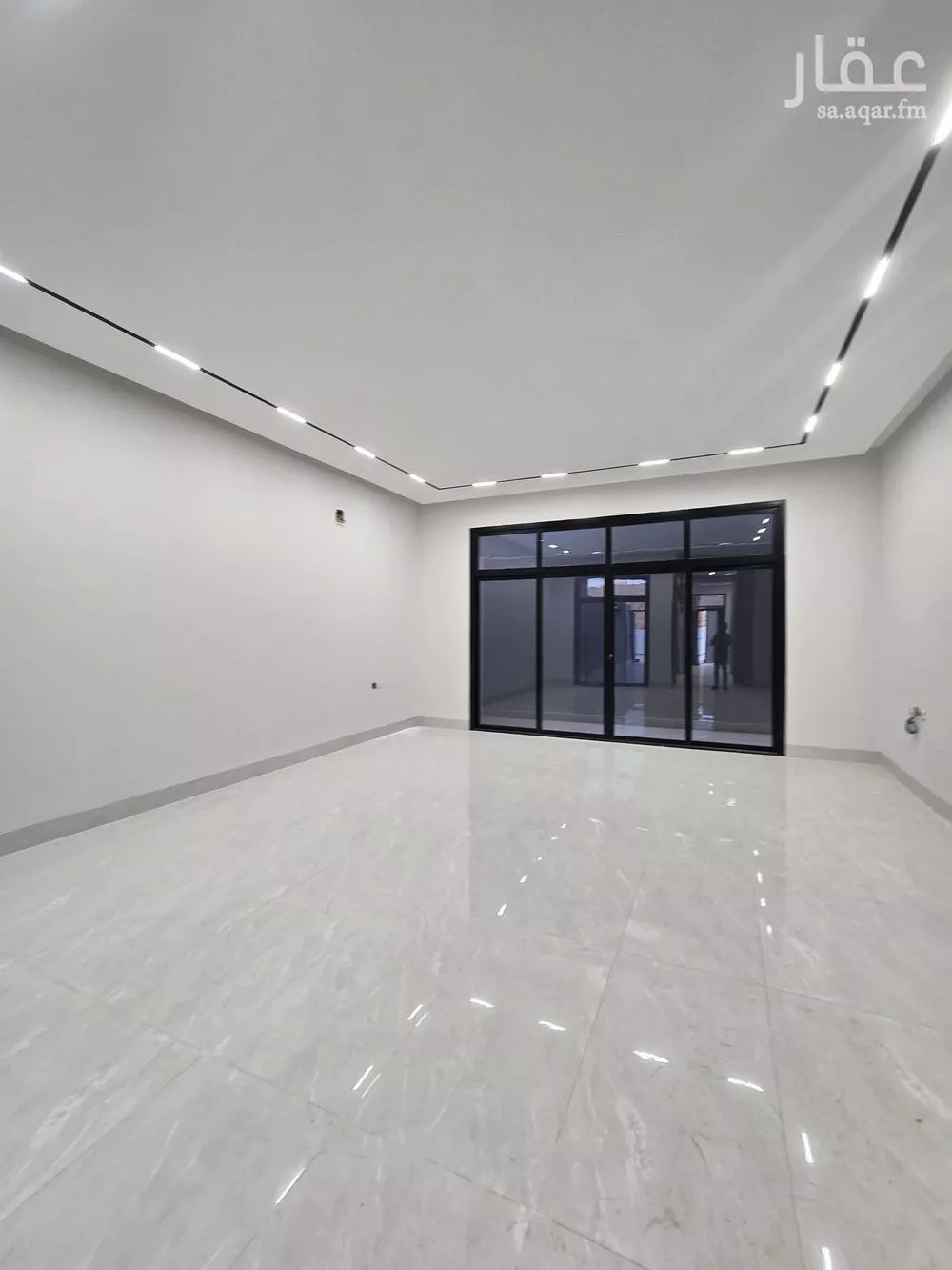 6 bedroom apartment in Al Maizilah 13