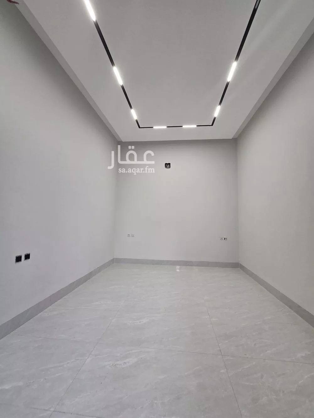 6 bedroom apartment in Al Maizilah 3