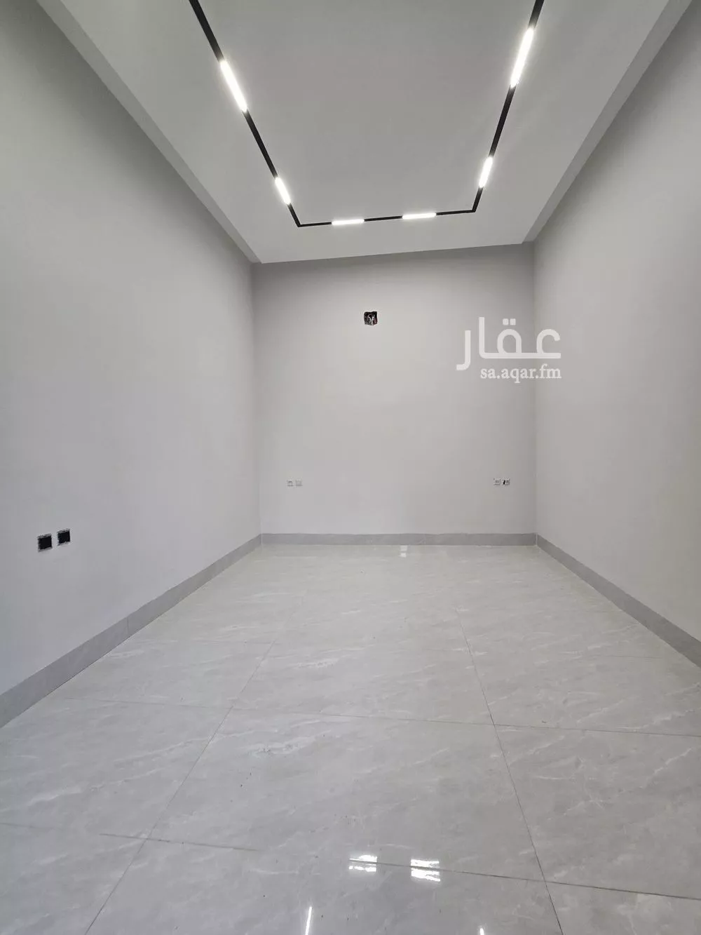 6 bedroom apartment in Al Maizilah 4