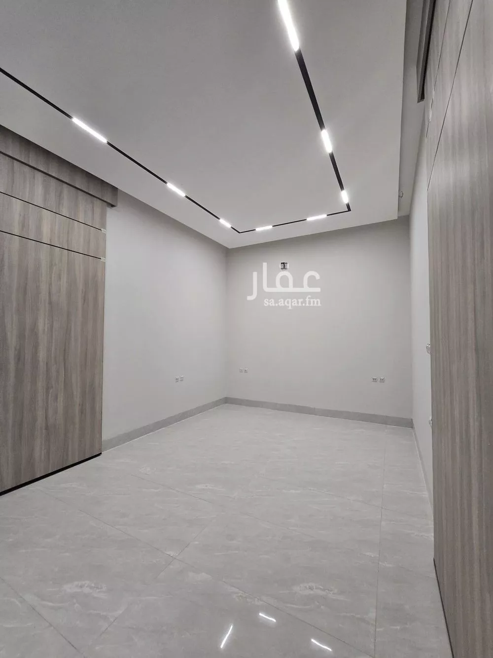 6 bedroom apartment in Al Maizilah 7