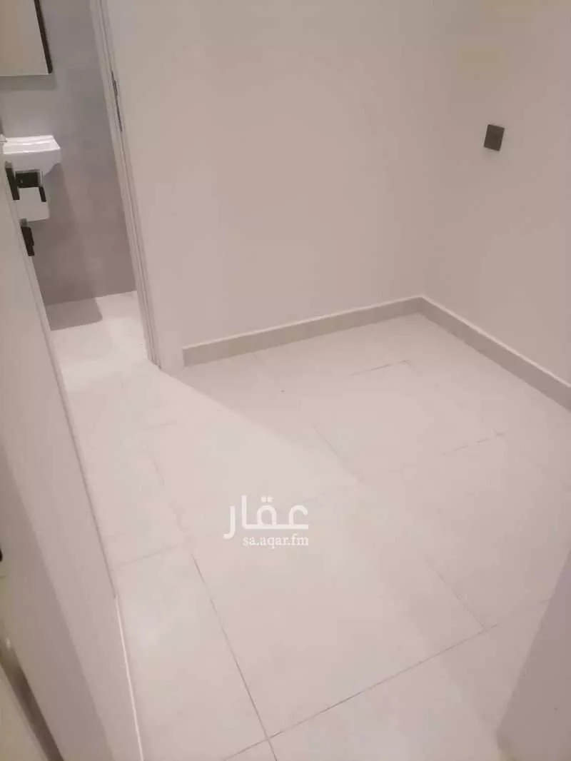 3 bedroom apartment in Al Bahr 8