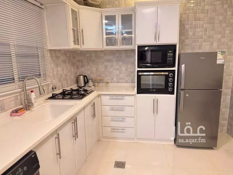 3 bedroom apartment in Al Sadd, Madinah 7