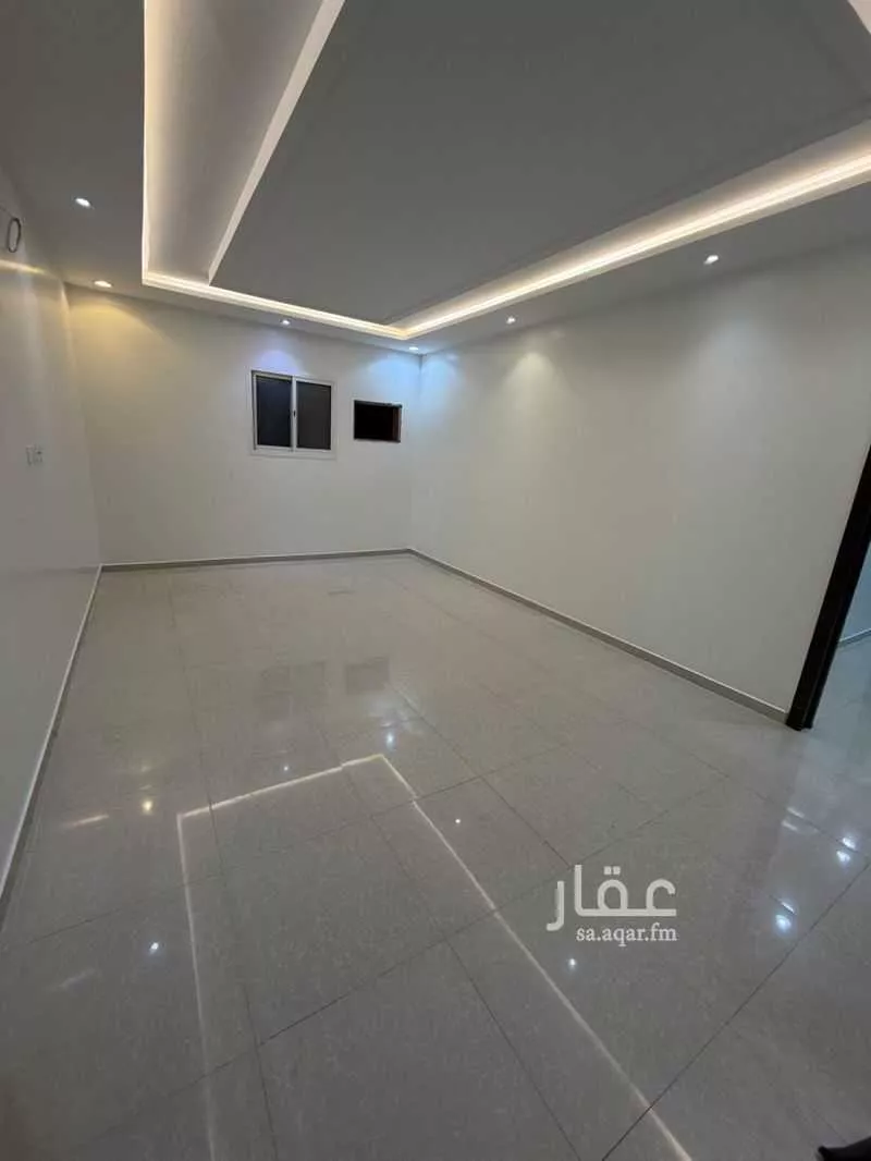 3 bedroom floor in Tuwaiq 1