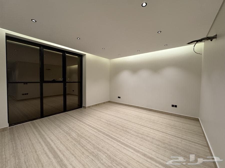 9 bedroom villa in Wali Al Ahd 10