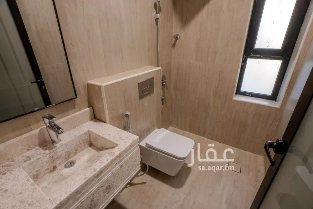 5 bedroom apartment in Ash Shulah 10