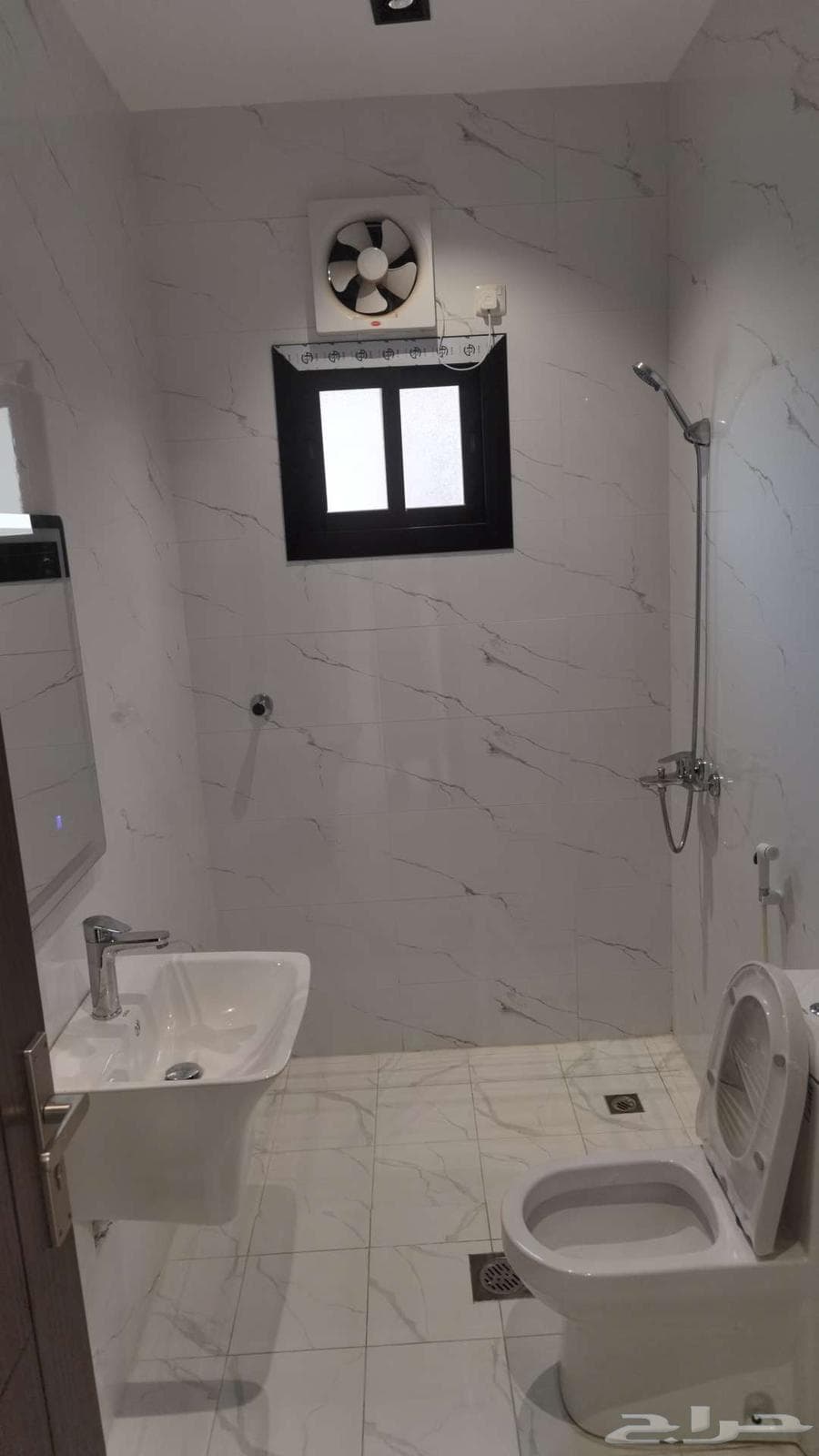 شقة 5 غرف في الياقوت، جدة 12