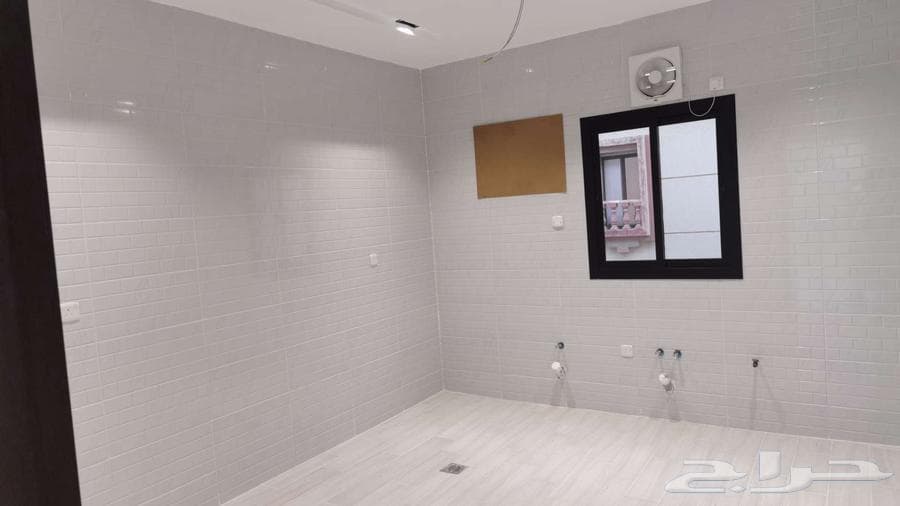 شقة 5 غرف في الياقوت، جدة 8