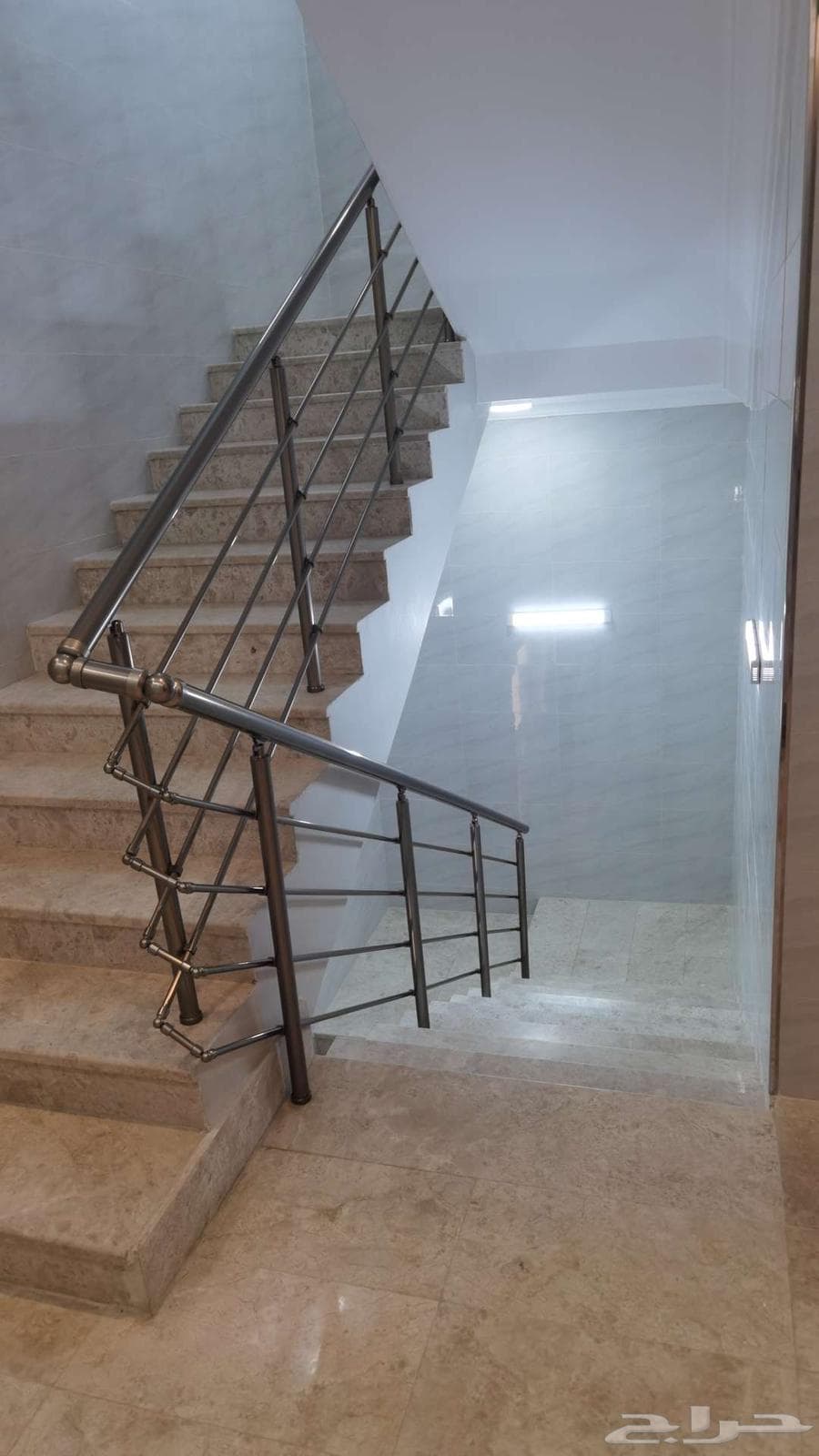 شقة 5 غرف في الياقوت، جدة 10