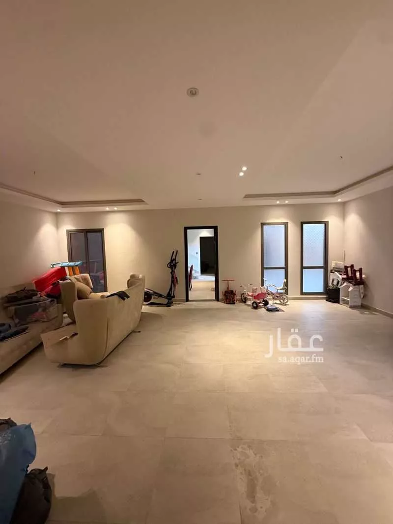 5 bedroom villa in Okaz 3