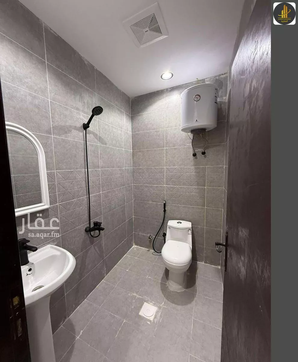 شقة 1 غرف في المونسية 4