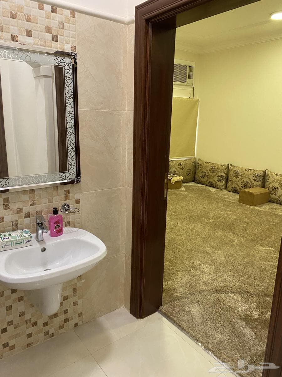 3 bedroom apartment in Al Salam, Madinah 7