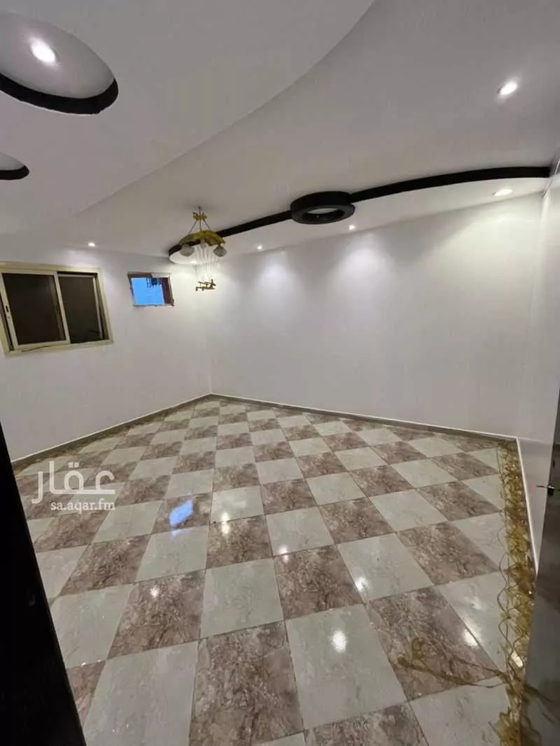 3 bedroom floor in Tuwaiq 2