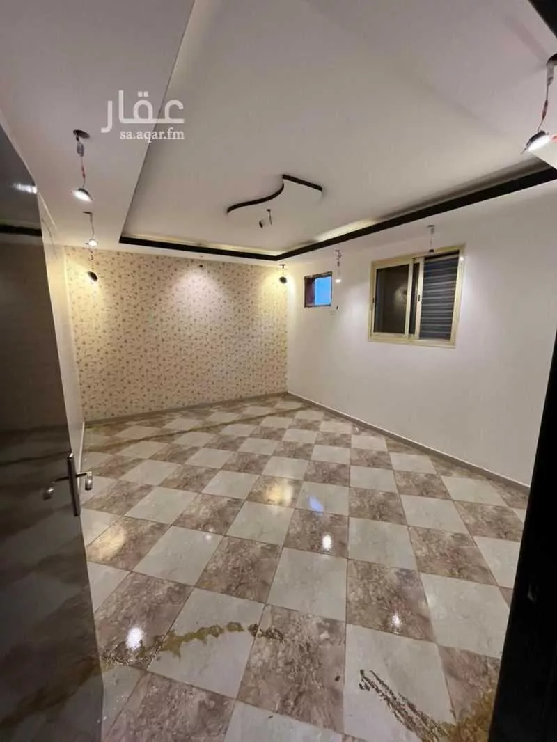 3 bedroom floor in Tuwaiq 6
