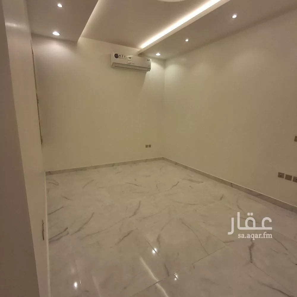 2 bedroom floor in Al Narjis 1