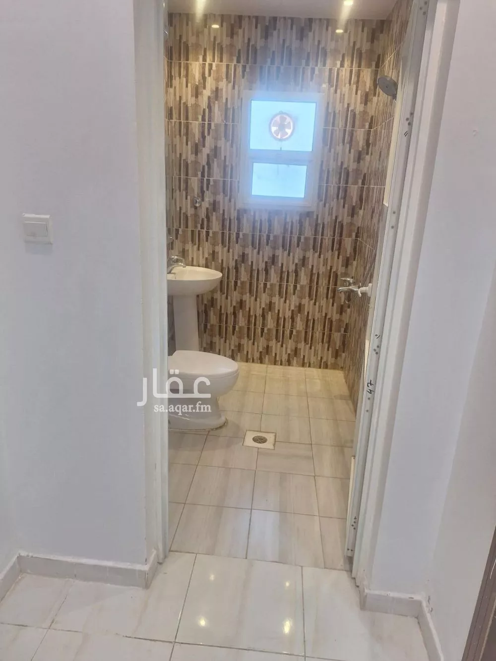 شقة 3 غرف في العارض 3