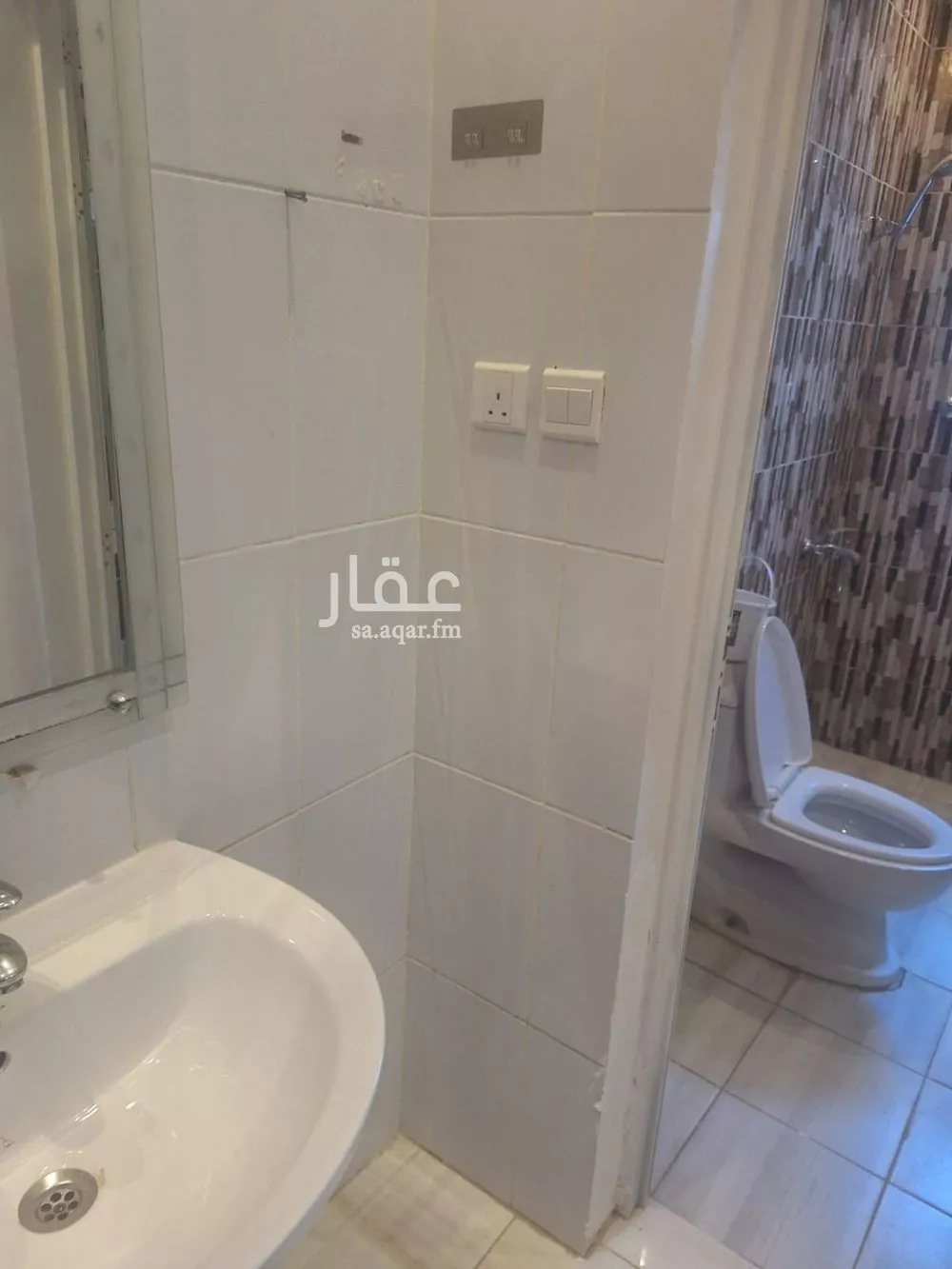 شقة 3 غرف في العارض 8