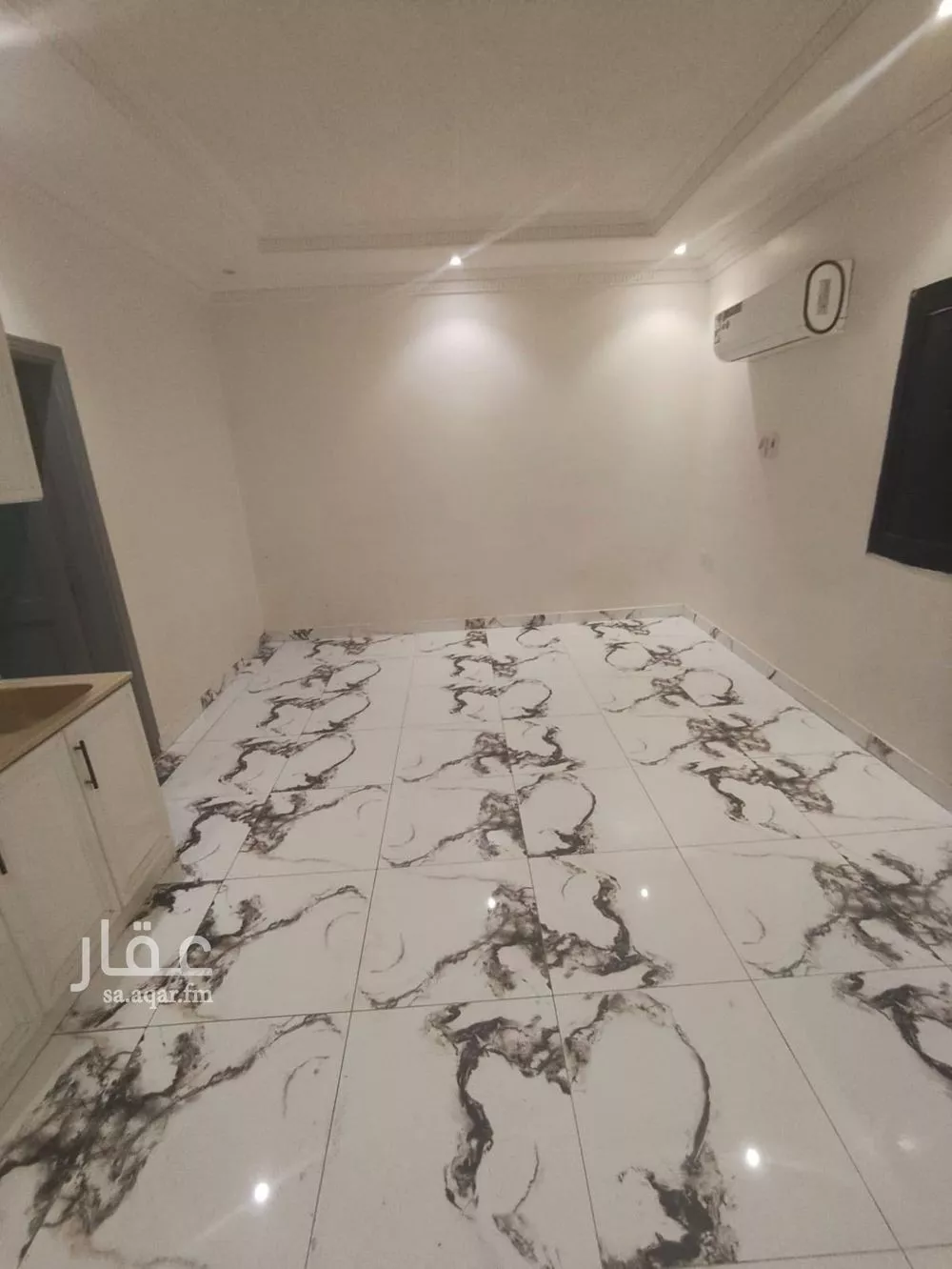 شقة 1 غرف في النسيم الغربي 4