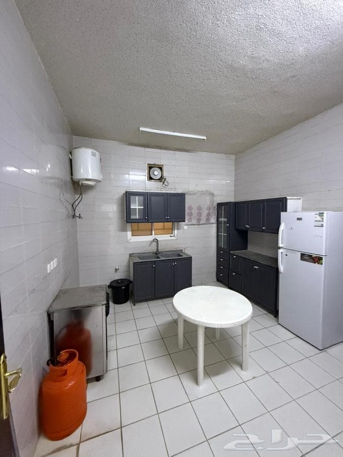 3 bedroom apartment in Al Rimal 5