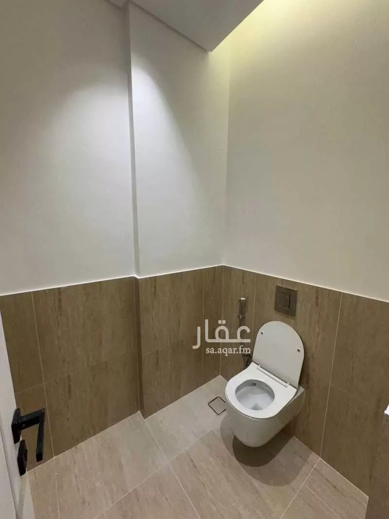 2 bedroom apartment in Al Falah 6