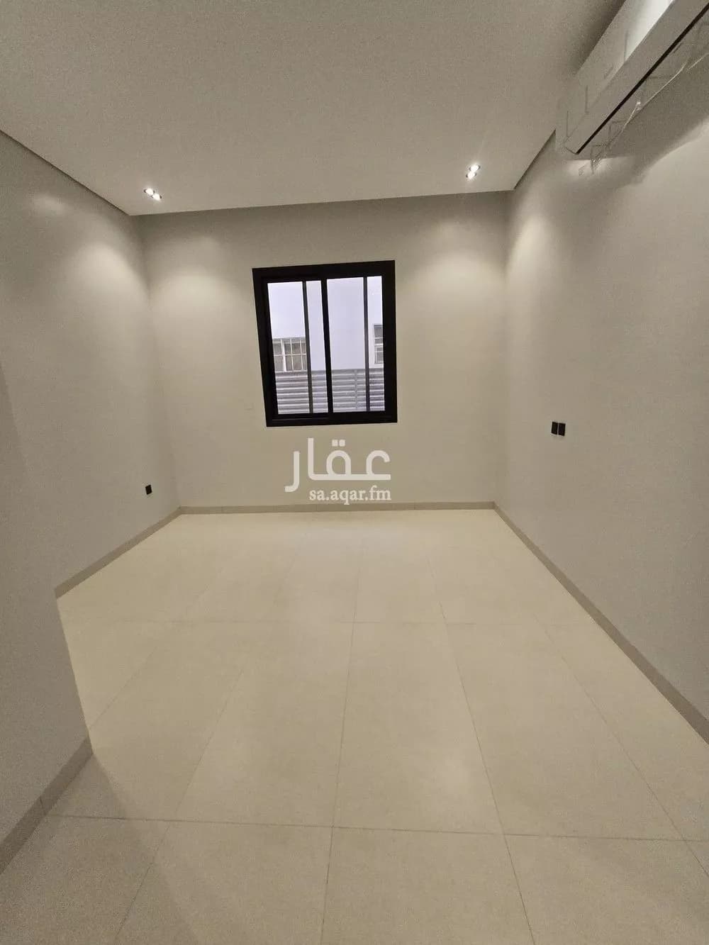 3 bedroom floor in Al Yarmouk 5