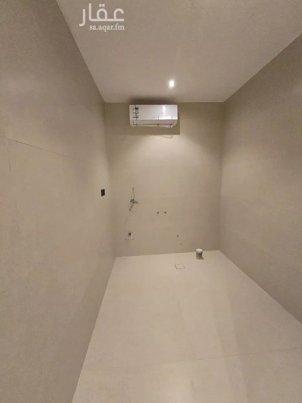 3 bedroom floor in Al Yarmouk 9