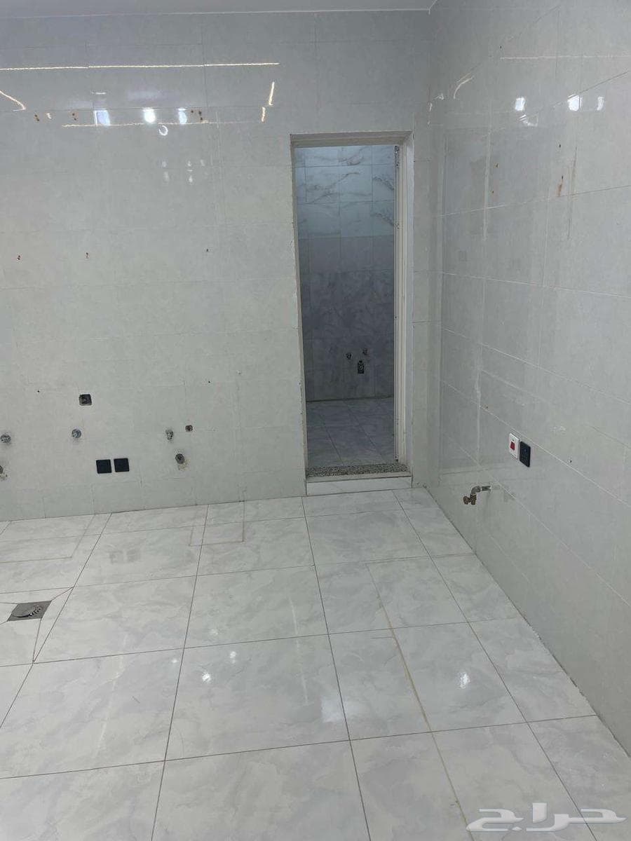 3 bedroom apartment in Al Ranuna, Madinah 15