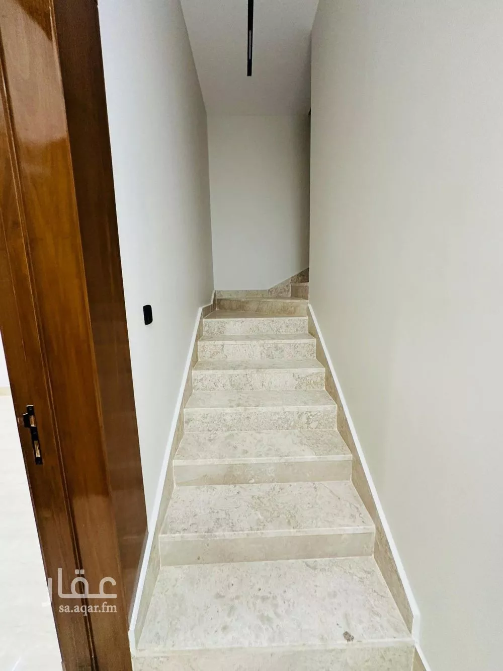 فيلا 6 غرف في الرمال 9